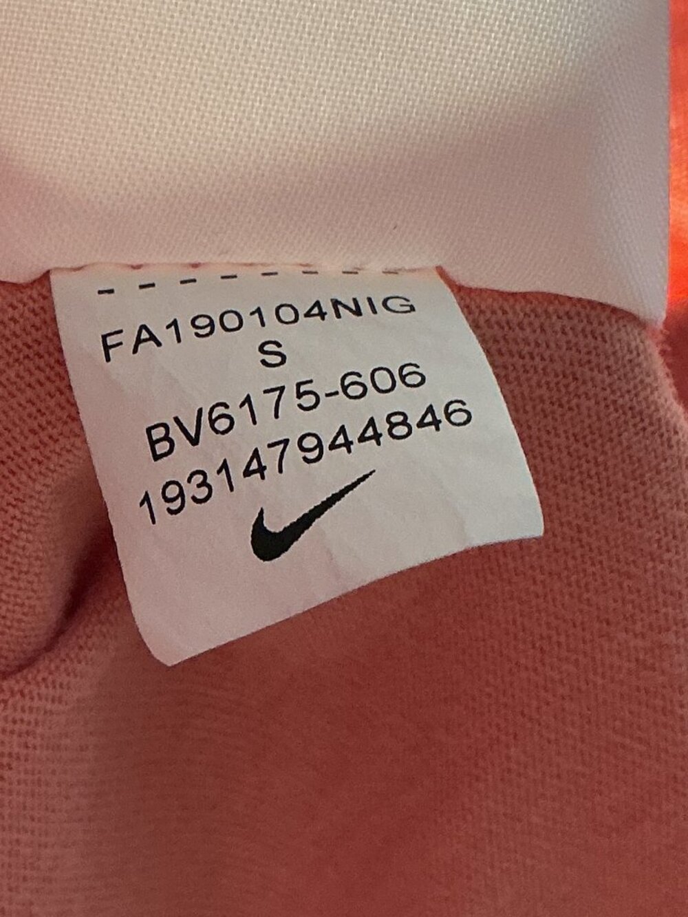 Nike Sportswear Essential Crop Top Peach Graphic Tee Futura Swoosh Size S - Picture 5 of 12